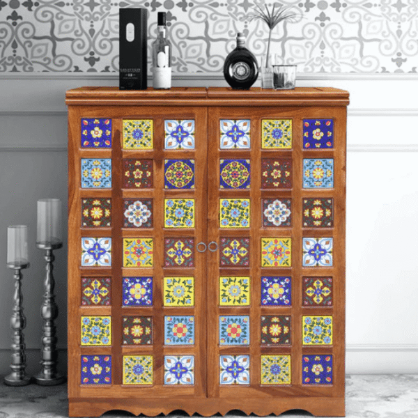 Beautiful Design Sheesham Wood  bar cabinet - Variant 1