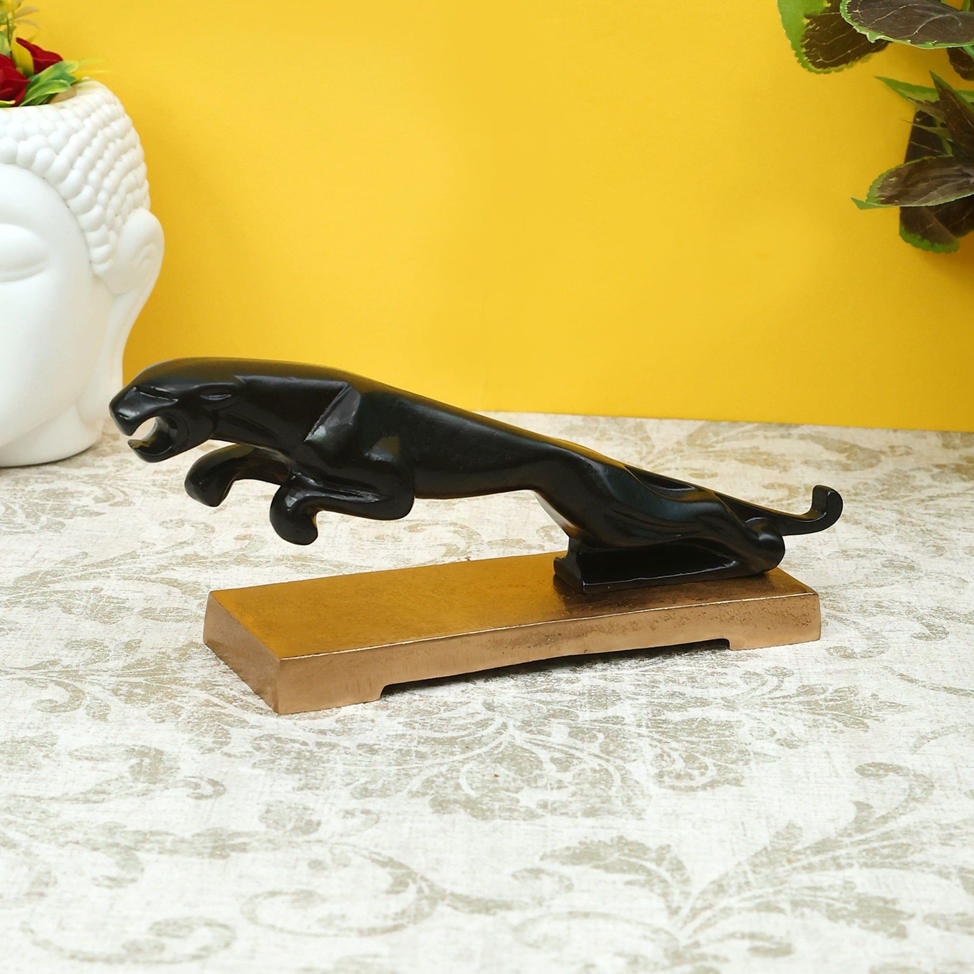 The panther's leap on gold base - 1