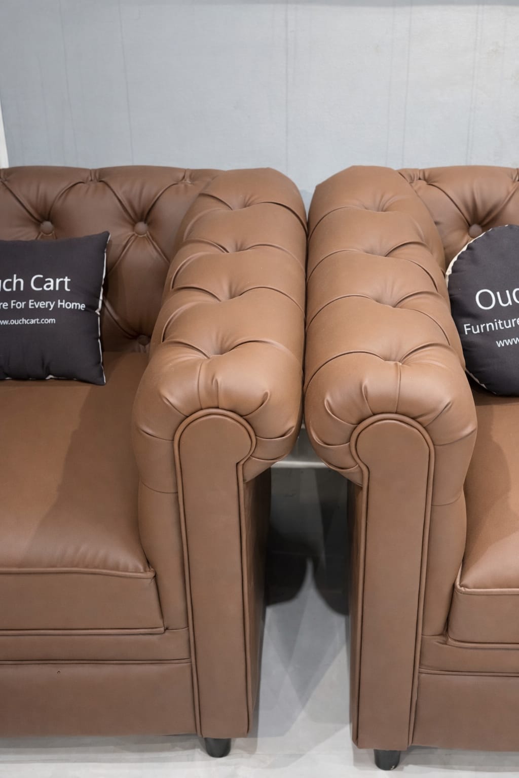 Luxury Chesterfield Leather Sofa Set – 3 Seater & Armchairs | Premium Living Room Furniture - Image 5