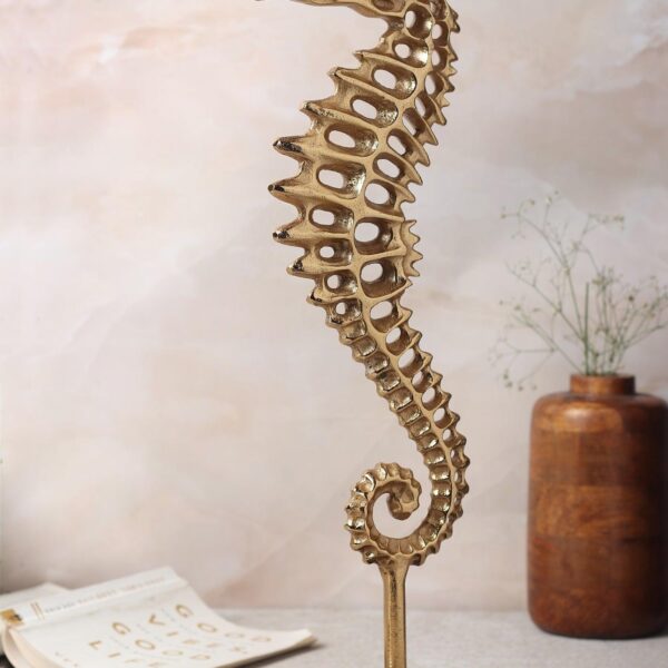Regall Seahorse Sculpture - 1