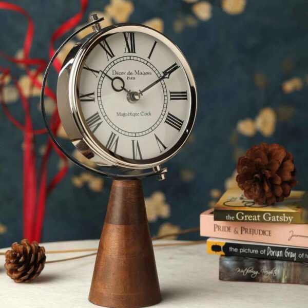 Wood's Pedestal Clock in Reflective Silver - 1